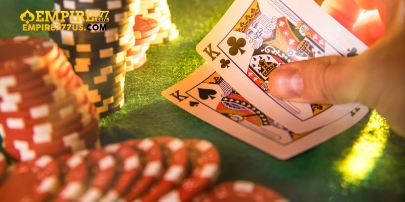 Poker Là Gì Và Tại Sao Nó Lại Được Yêu Thích?